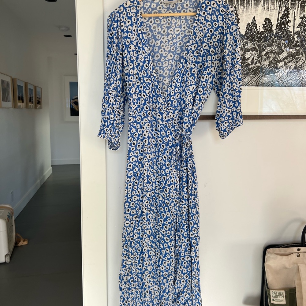 Minimum Floral Blue Wrap Dress